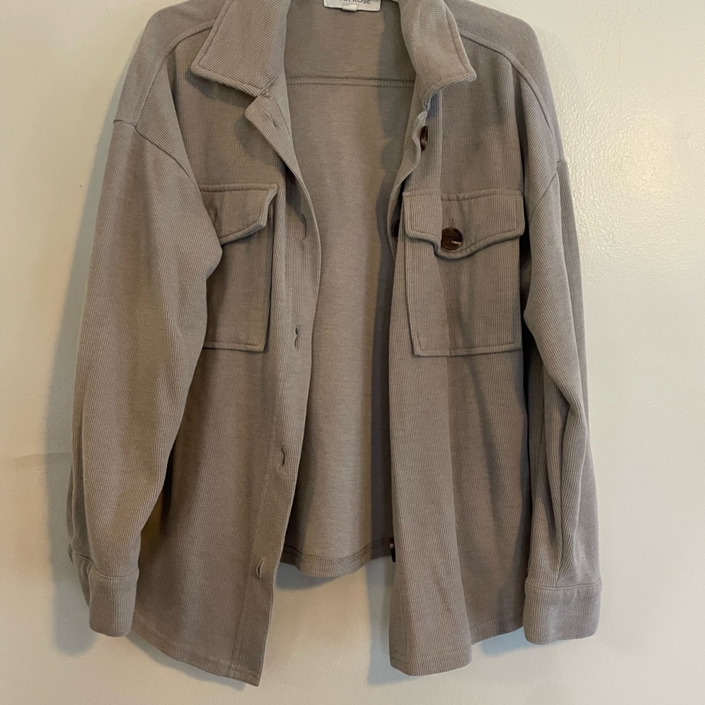 Casual Gray Button-Up Jacket